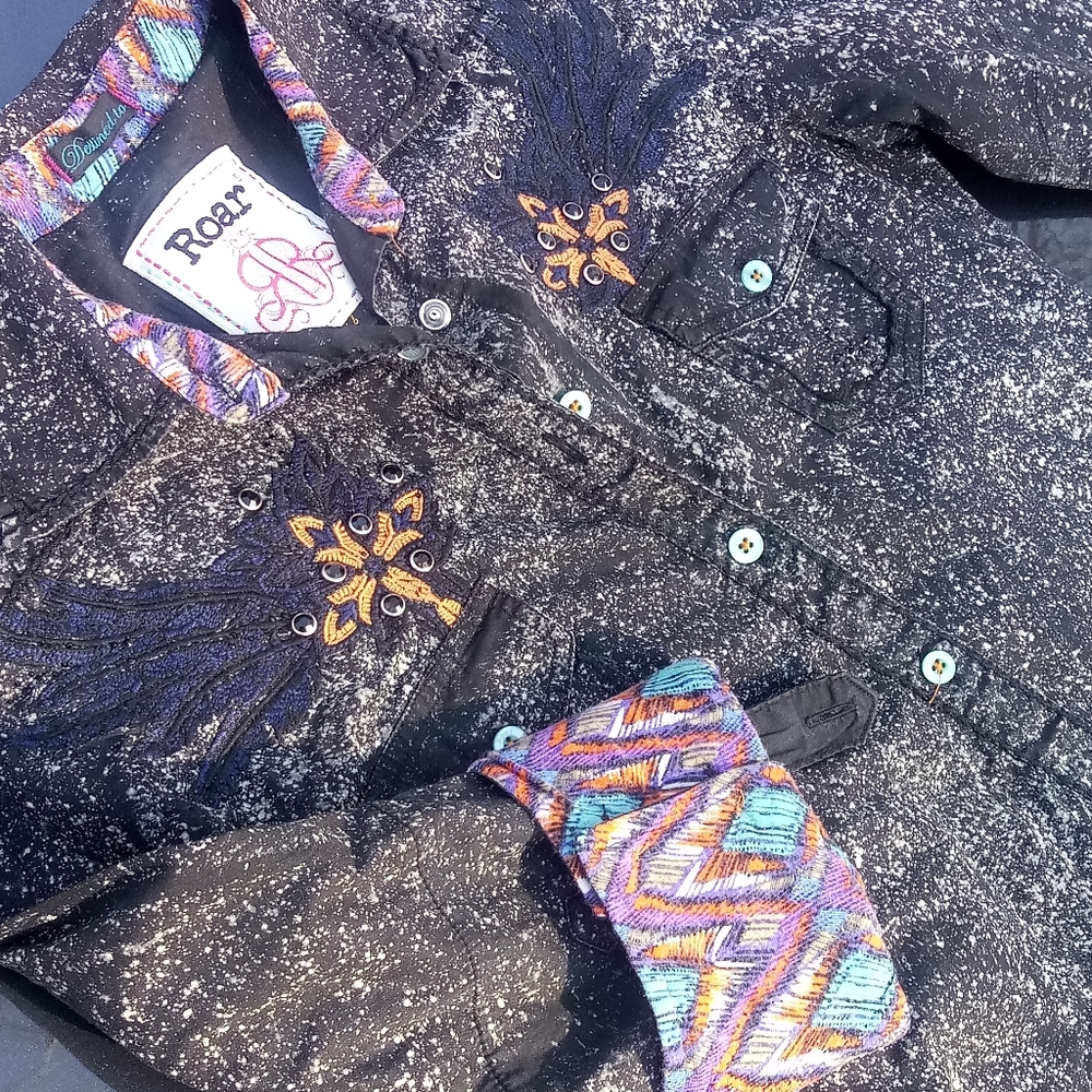 Roar Rafella button up cowgirl blouse